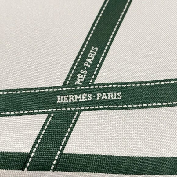 Auth HERMES Petit Carre White Green Scarf - Picture 2 of 5